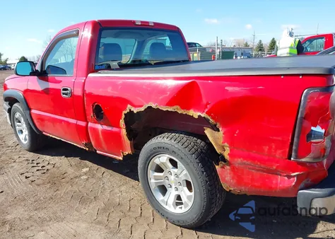 2005 Chevrolet Silverado 1500 Work Truck z USA, uszkodzony, nr VIN 1GCEC14XX5Z277039